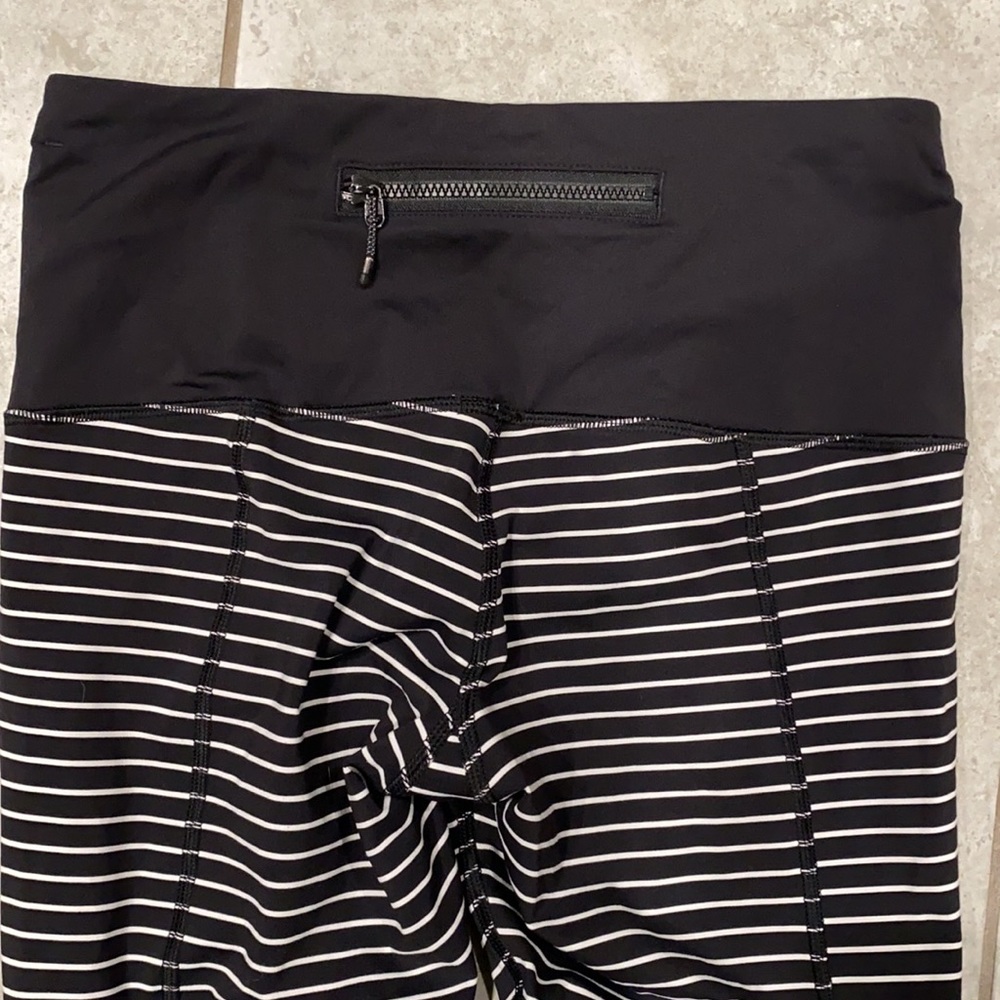 LULULEMON Runday Crop Legging Parallel Stripe RARE - Picture 9 of 12